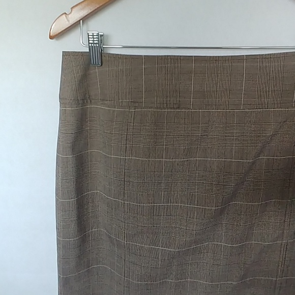 Michael Michael Kors Women's Plaid Skirt - Picture 2 of 6